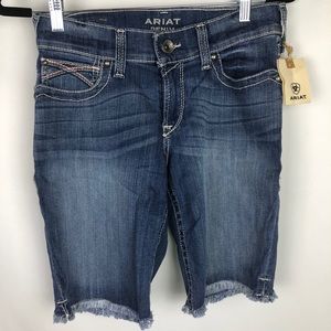 Ariat 28R Bermuda Shorts